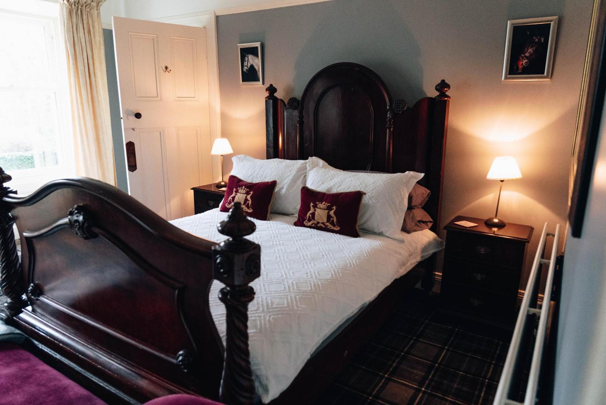 Luxury Accommodation In County Antrim With Riverside Hot Tub Kells 外观 照片