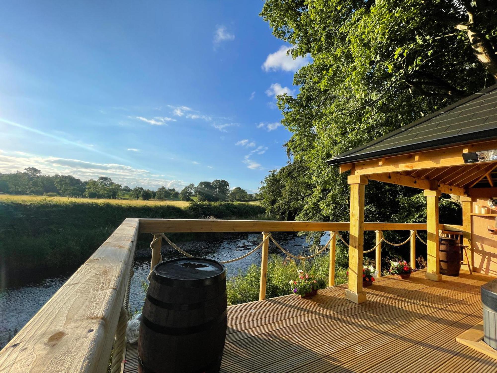 Luxury Accommodation In County Antrim With Riverside Hot Tub Kells 外观 照片