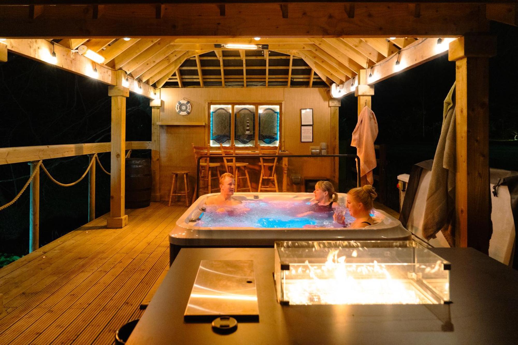 Luxury Accommodation In County Antrim With Riverside Hot Tub Kells 外观 照片