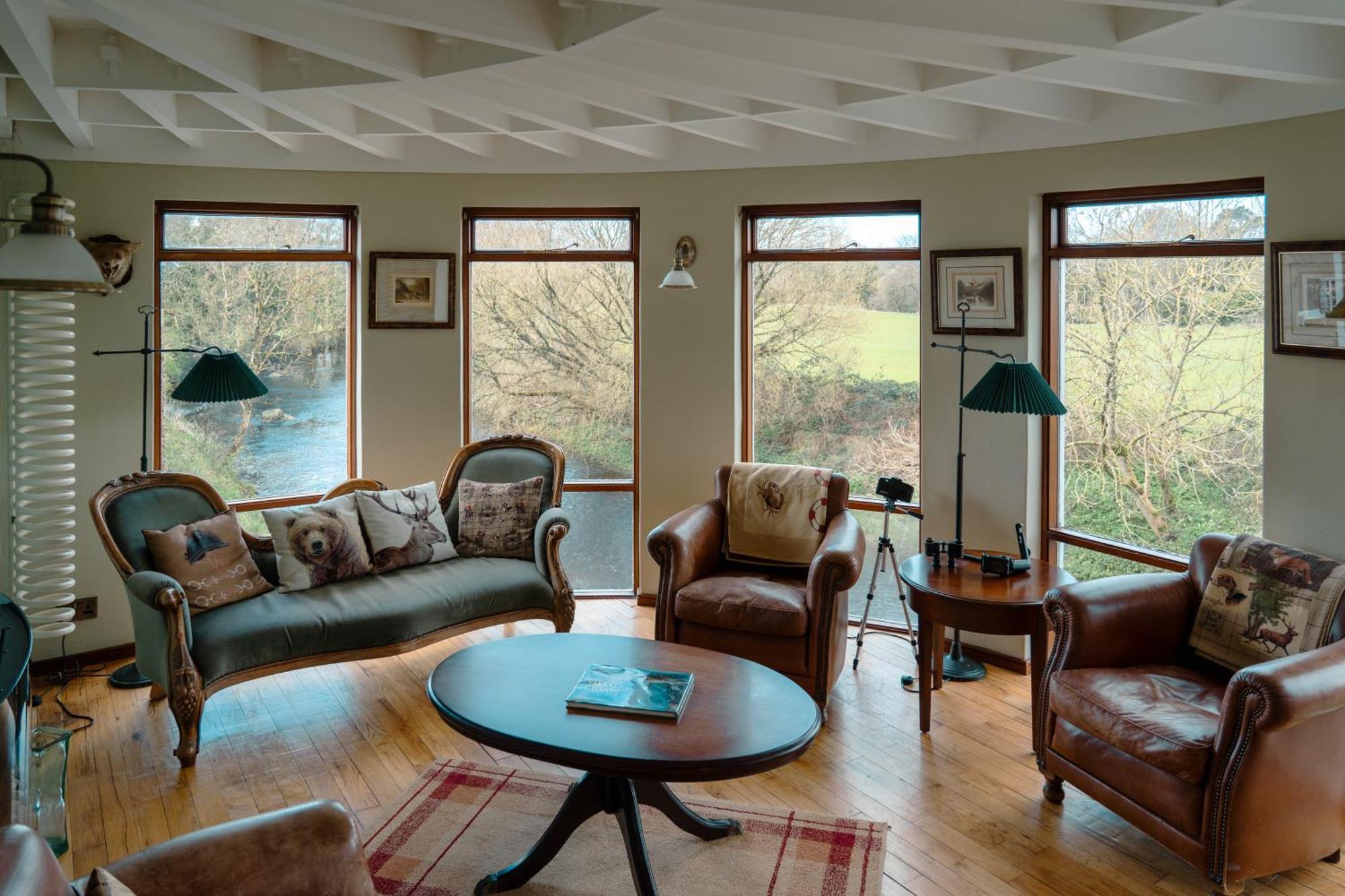 Luxury Accommodation In County Antrim With Riverside Hot Tub Kells 外观 照片